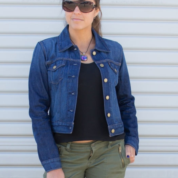 Levi's Trucker Denim Jacket in Forever Dark size S NWOT - Picture 1 of 6